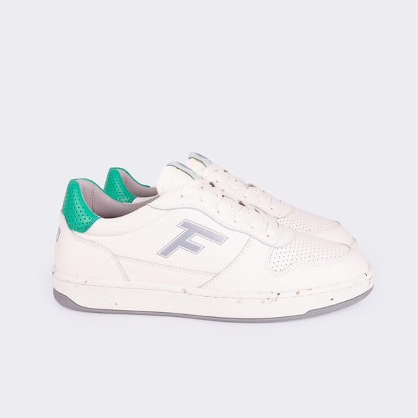 Baskets écrues & marine