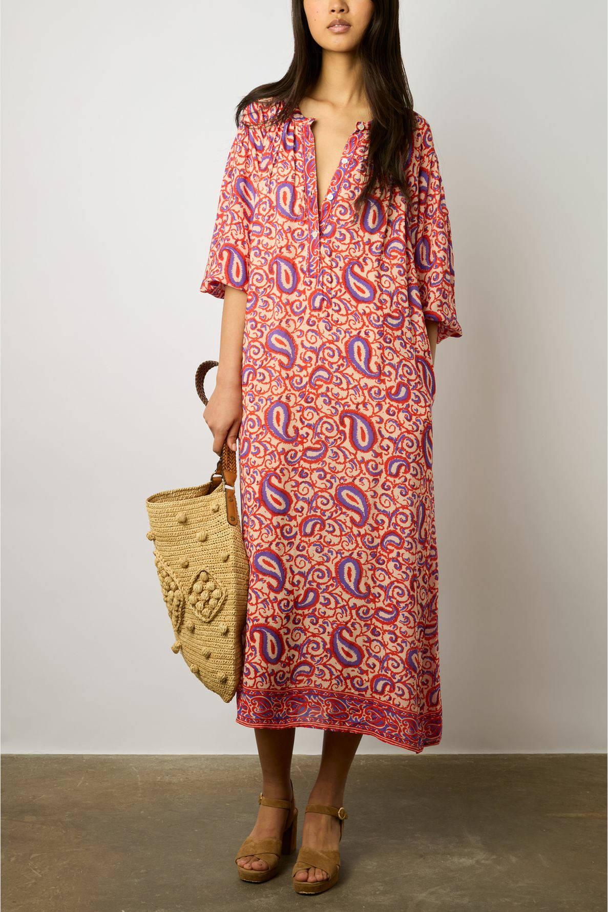 ROBE EVAN