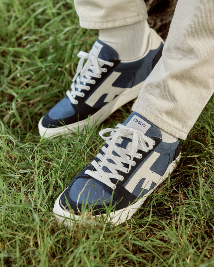 Tennis basses bleues & bleu marine & blanches