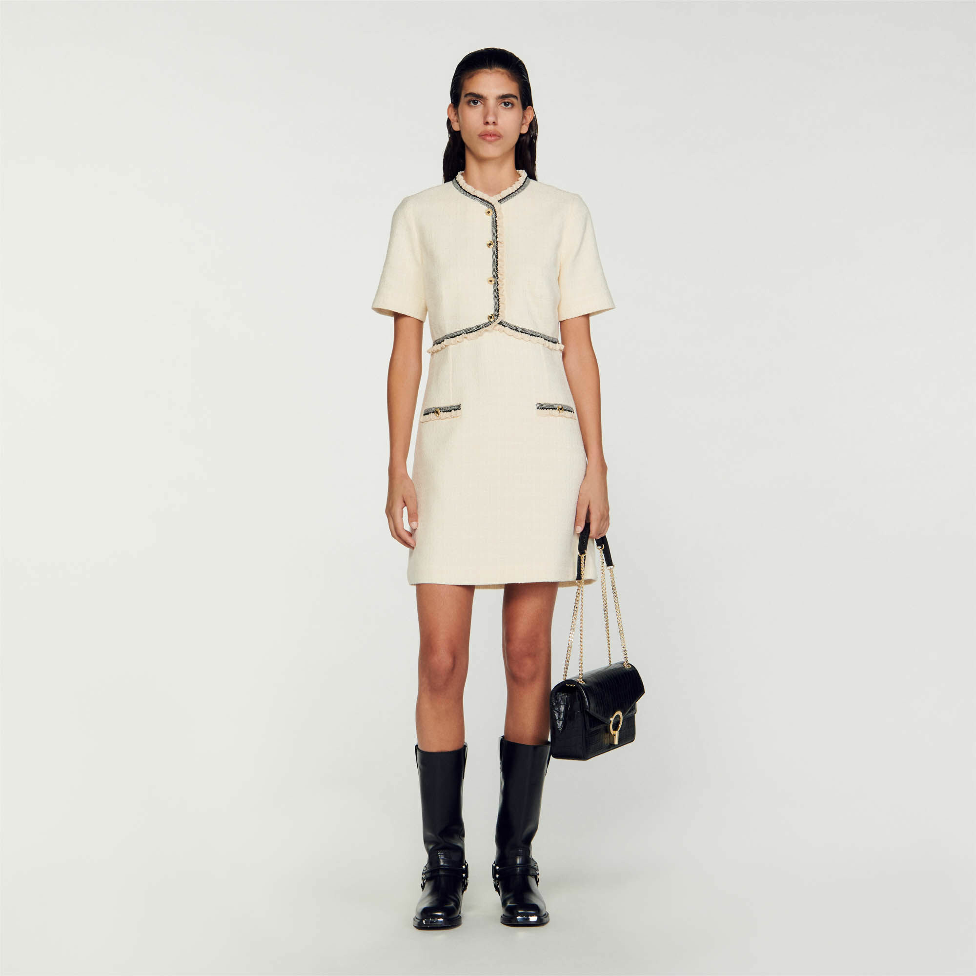 Robe courte en tweed