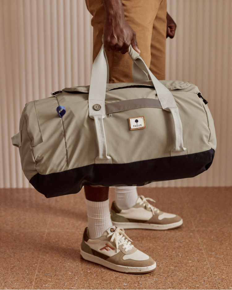 Sac de voyage beige & bleu marine