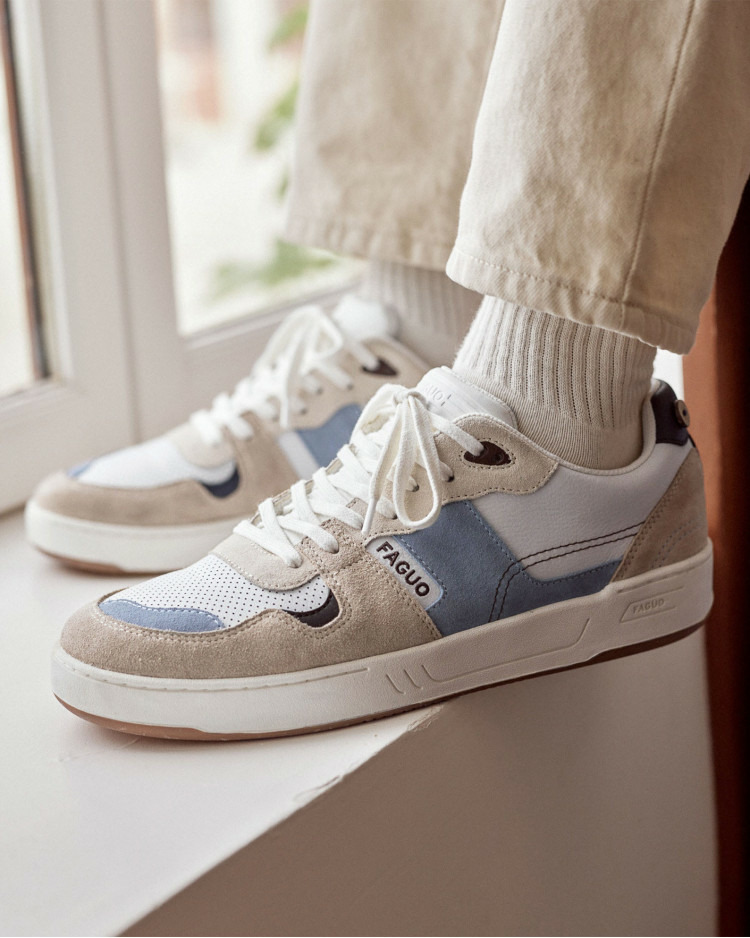 Baskets basses blanches & bleues