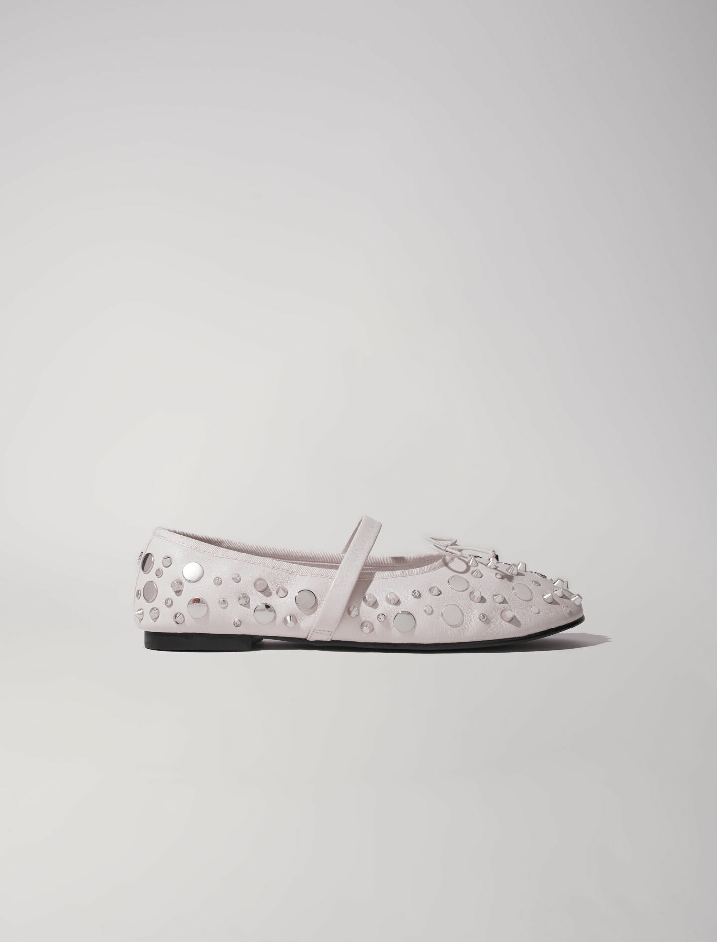 Ballerines à studs argentés