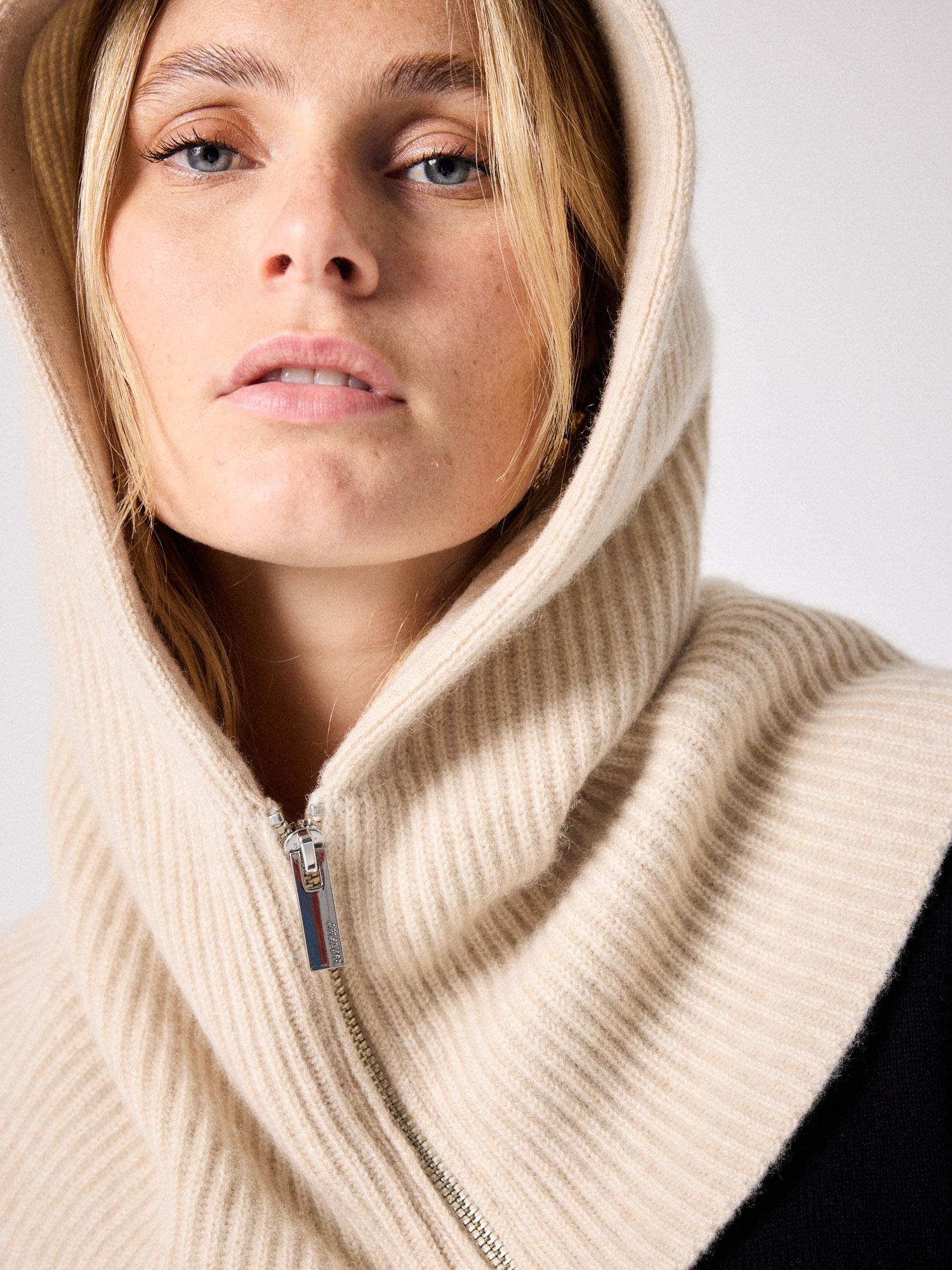 Cagoule en cachemire Gustave BEIGE CHINE