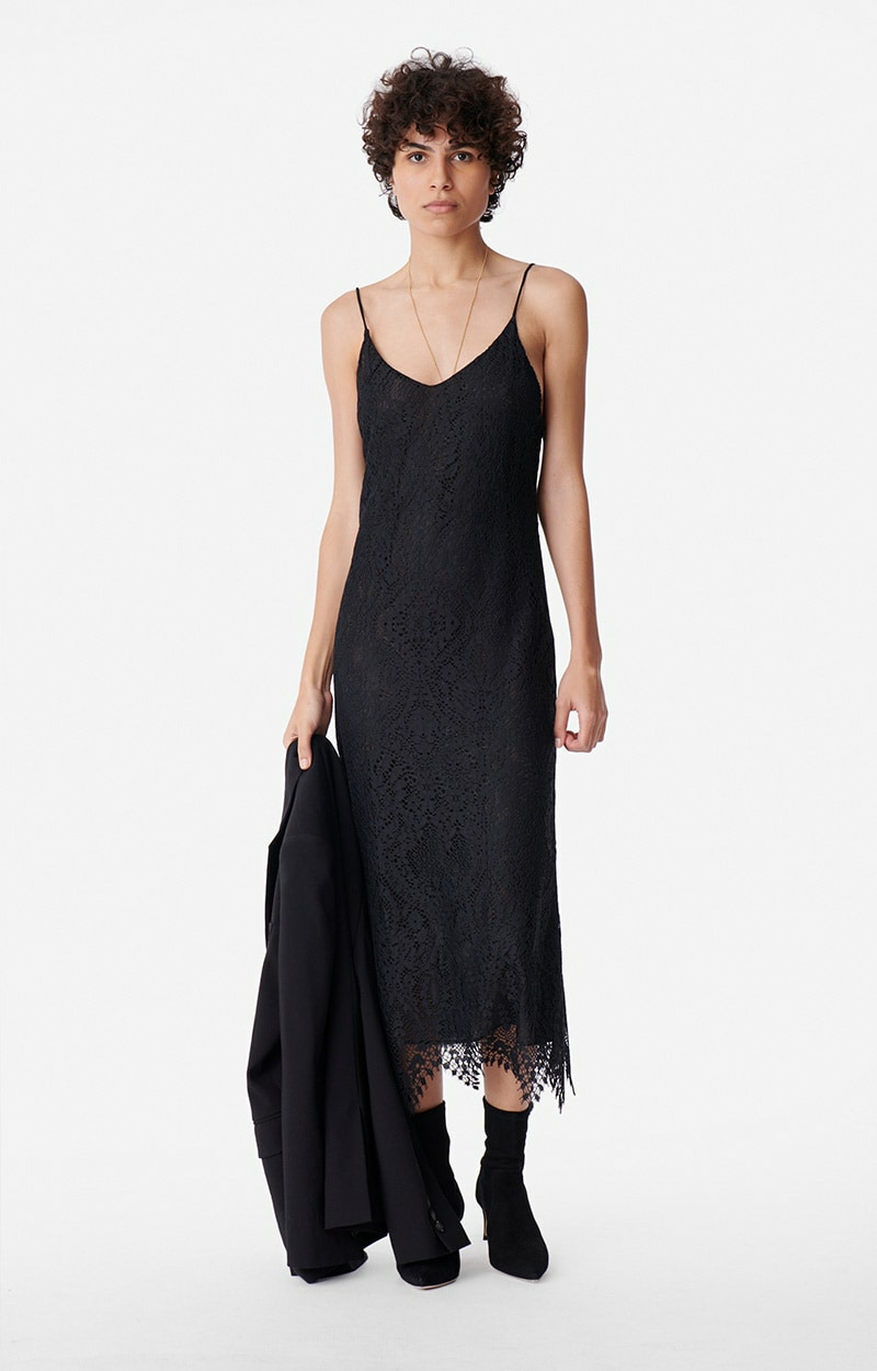 Robe Colline En Dentelle