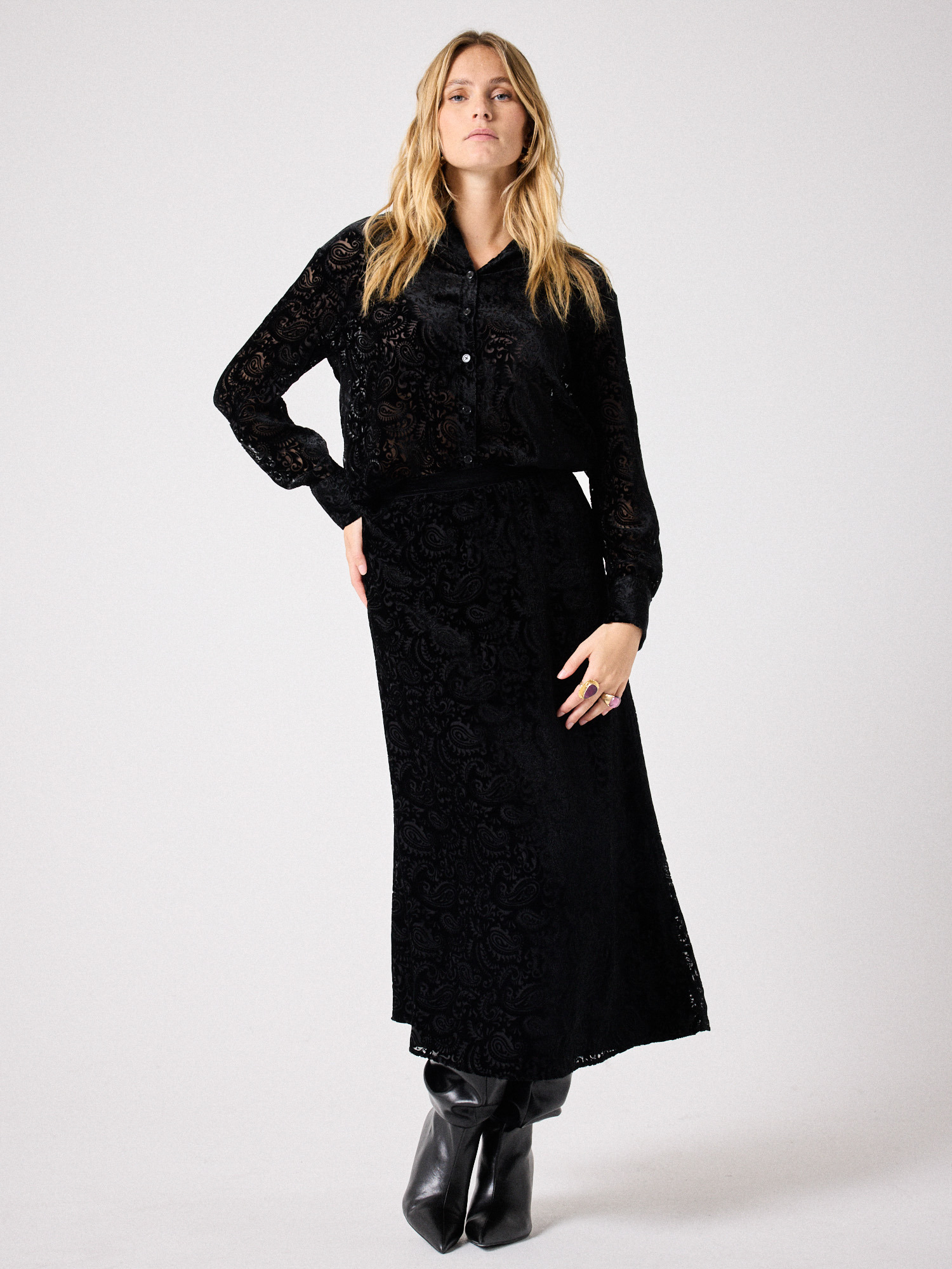 Jupe en velours Shaki NOIR DEVORE