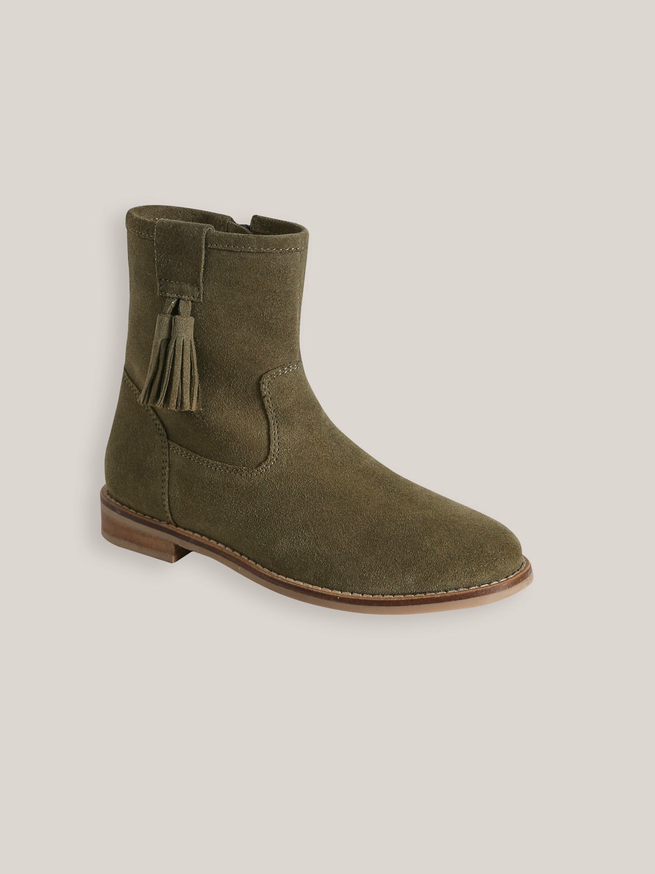 BOOTS POMPONS