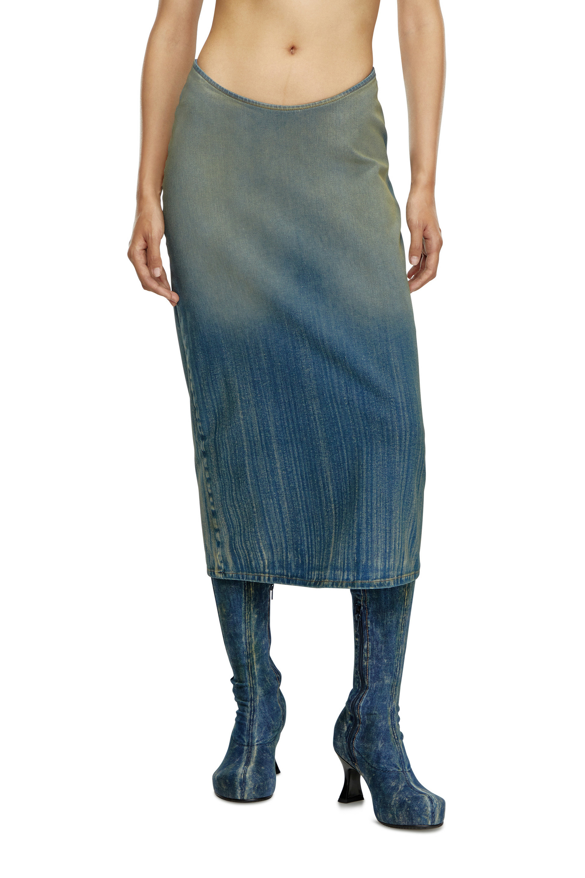 Jupe crayon en denim léger strié