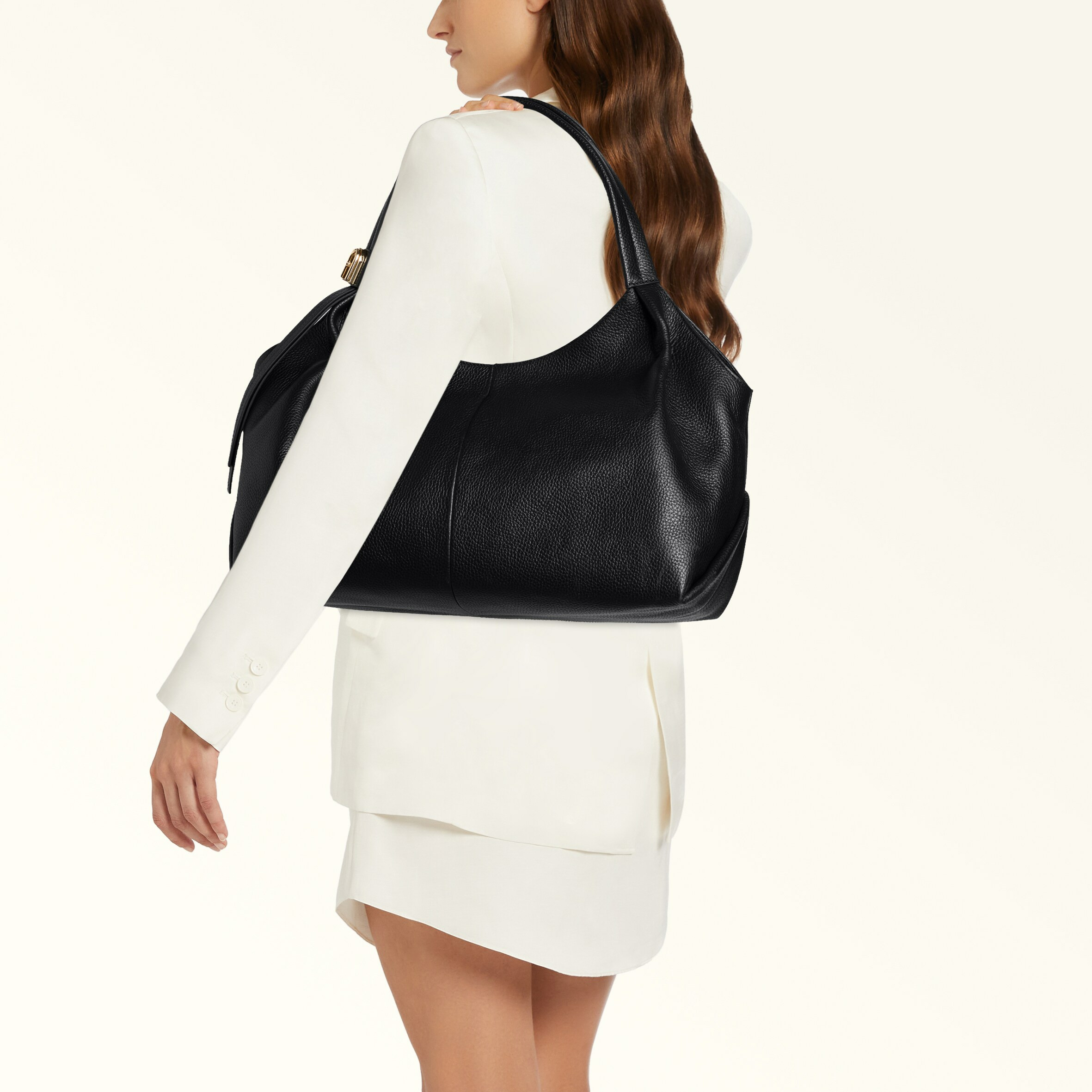 PLANETA L HOBO - VITELLO KERIA