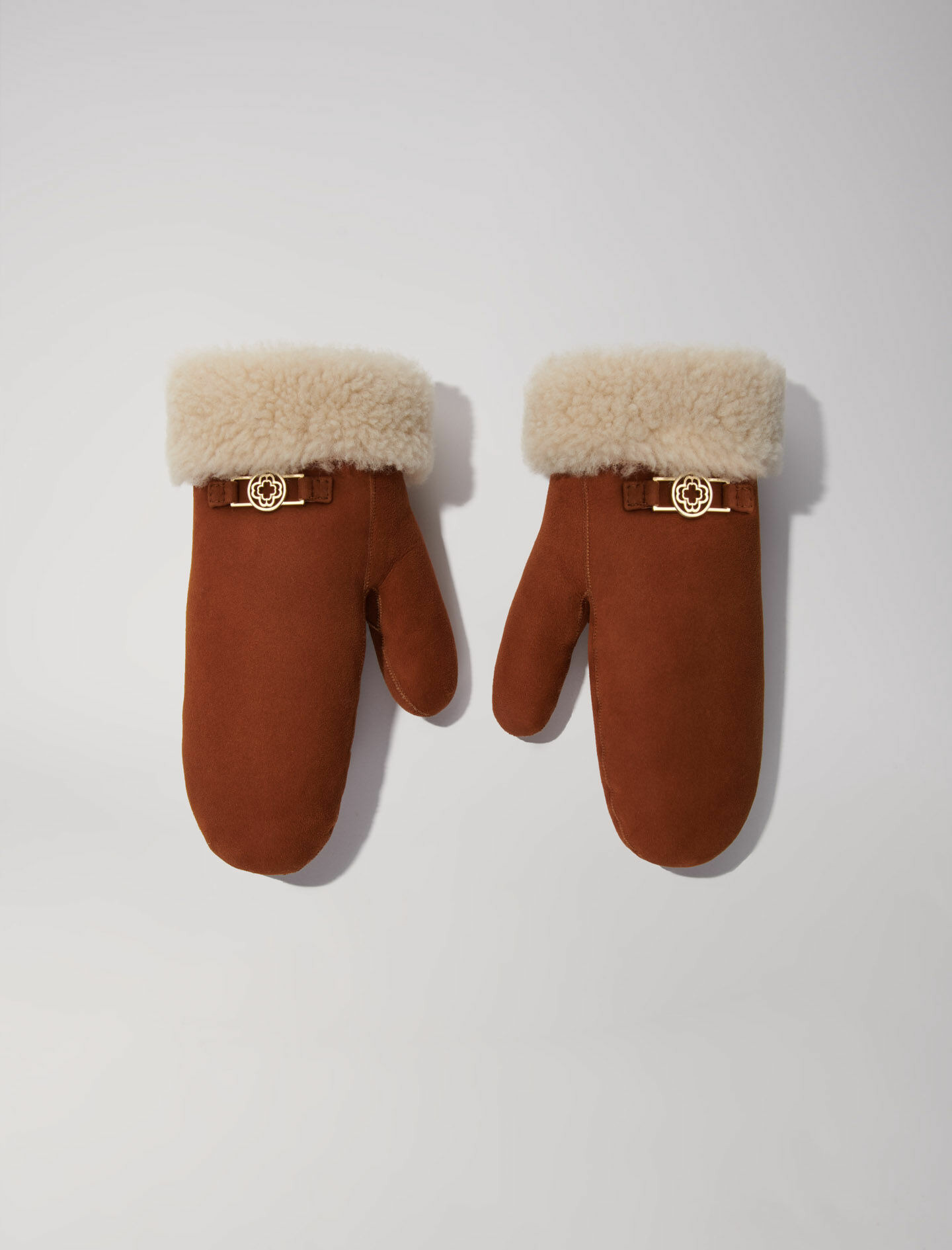 Mouffles en peau lainée