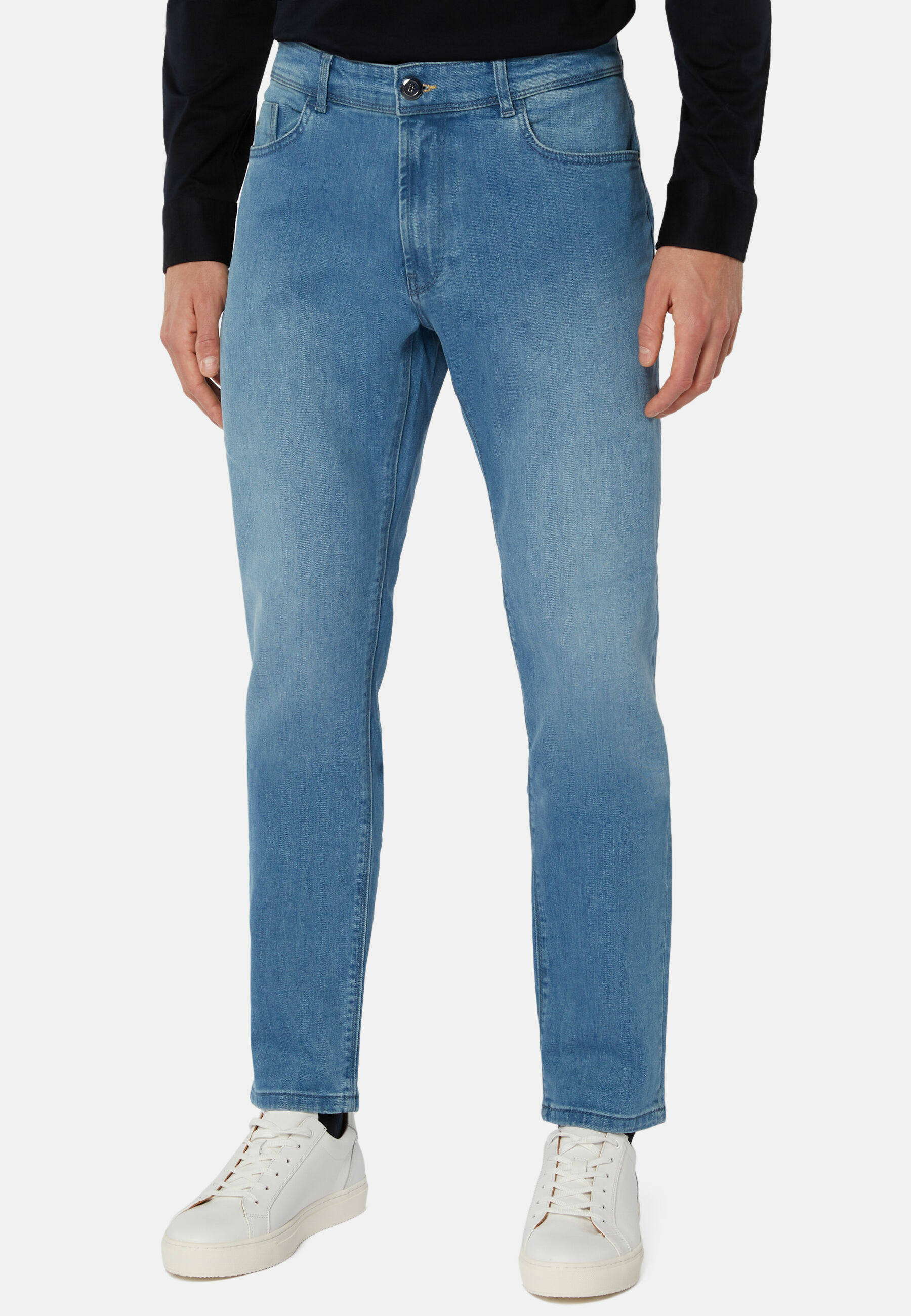 Jean En Denim Extensible Bleu À Délavage Clair