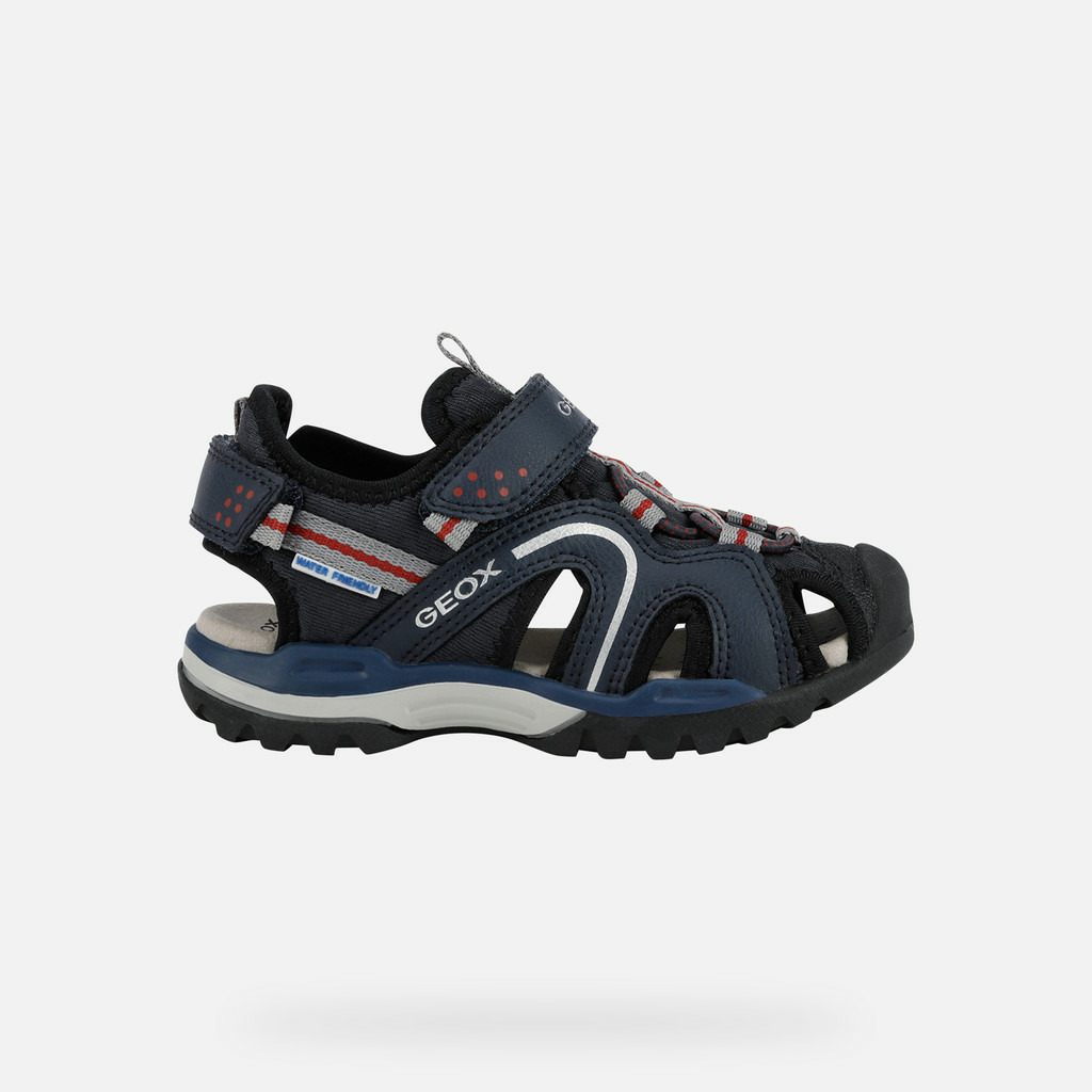 JR BOREALIS