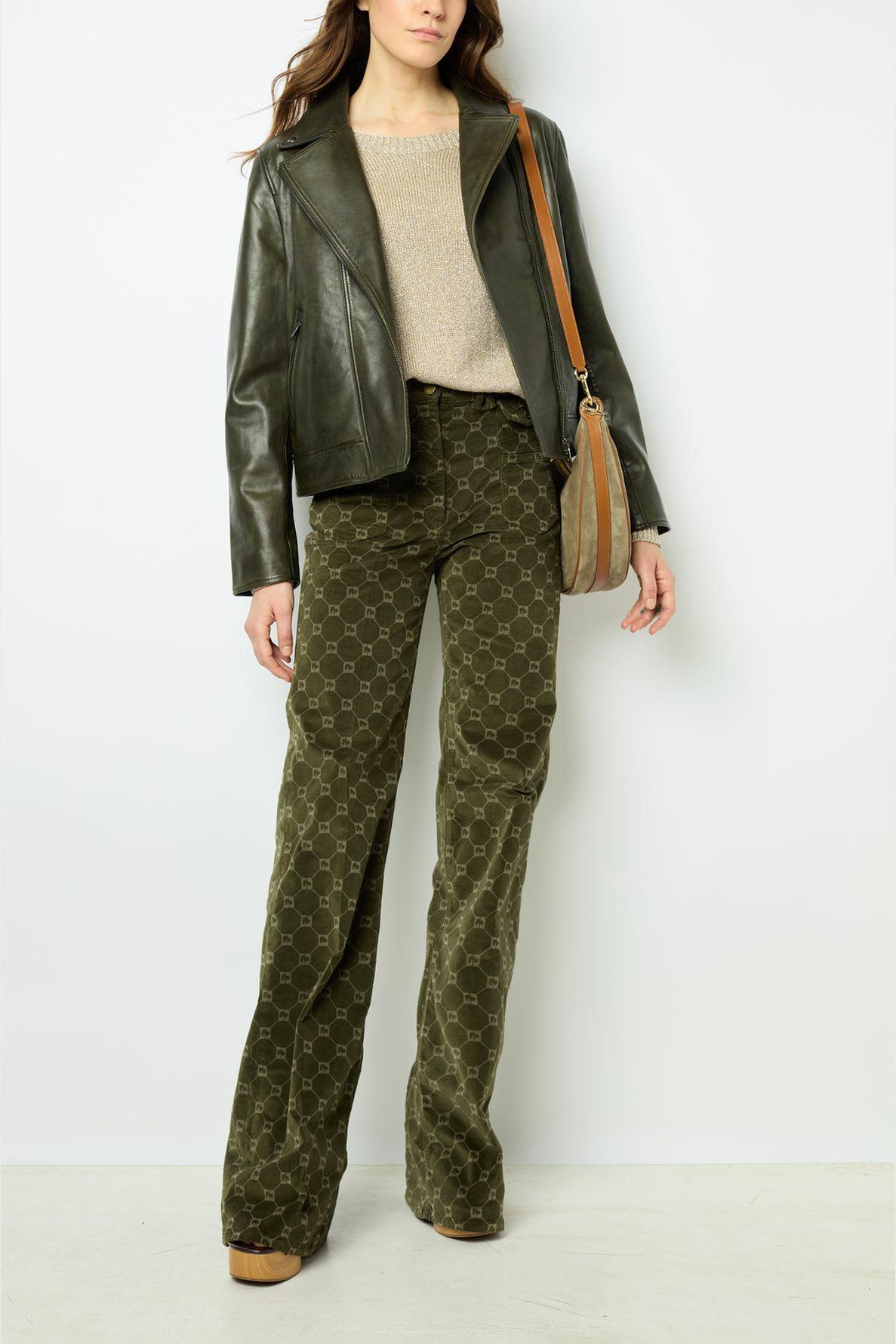 VESTE BRISEIS
