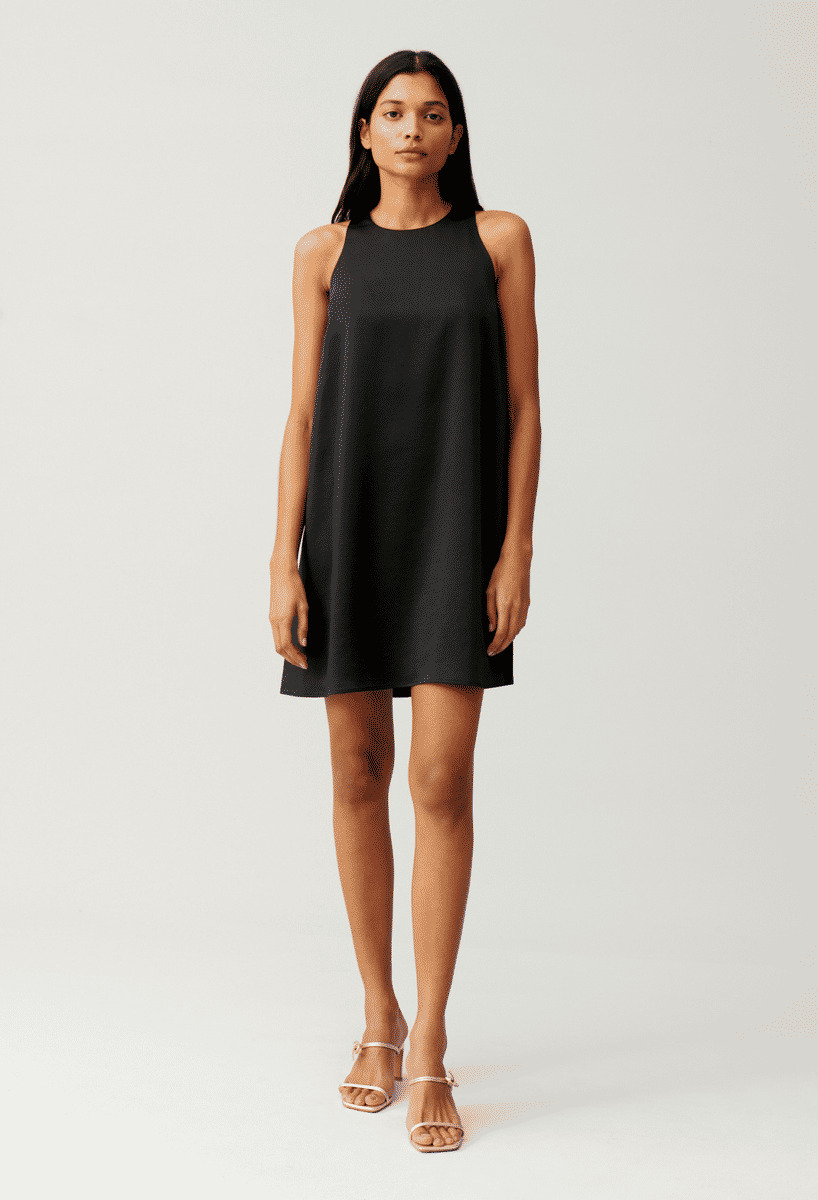 Robe courte boutonnée noire