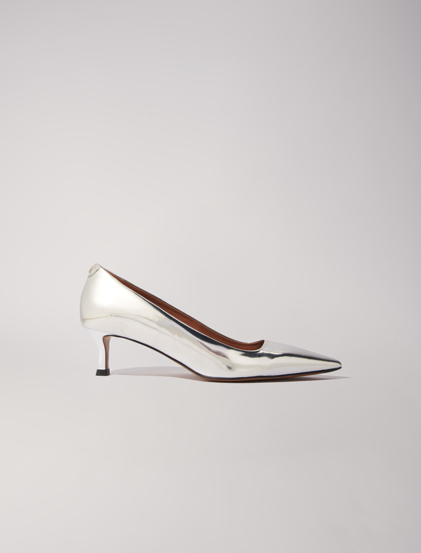 Escarpins pointus en cuir miroir