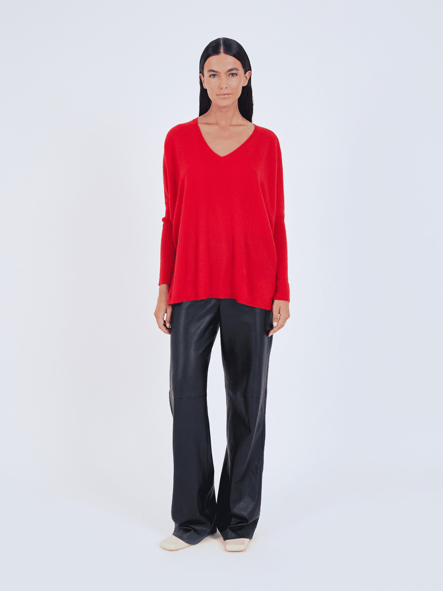 Pull poncho cachemire col V Faustine CARMIN