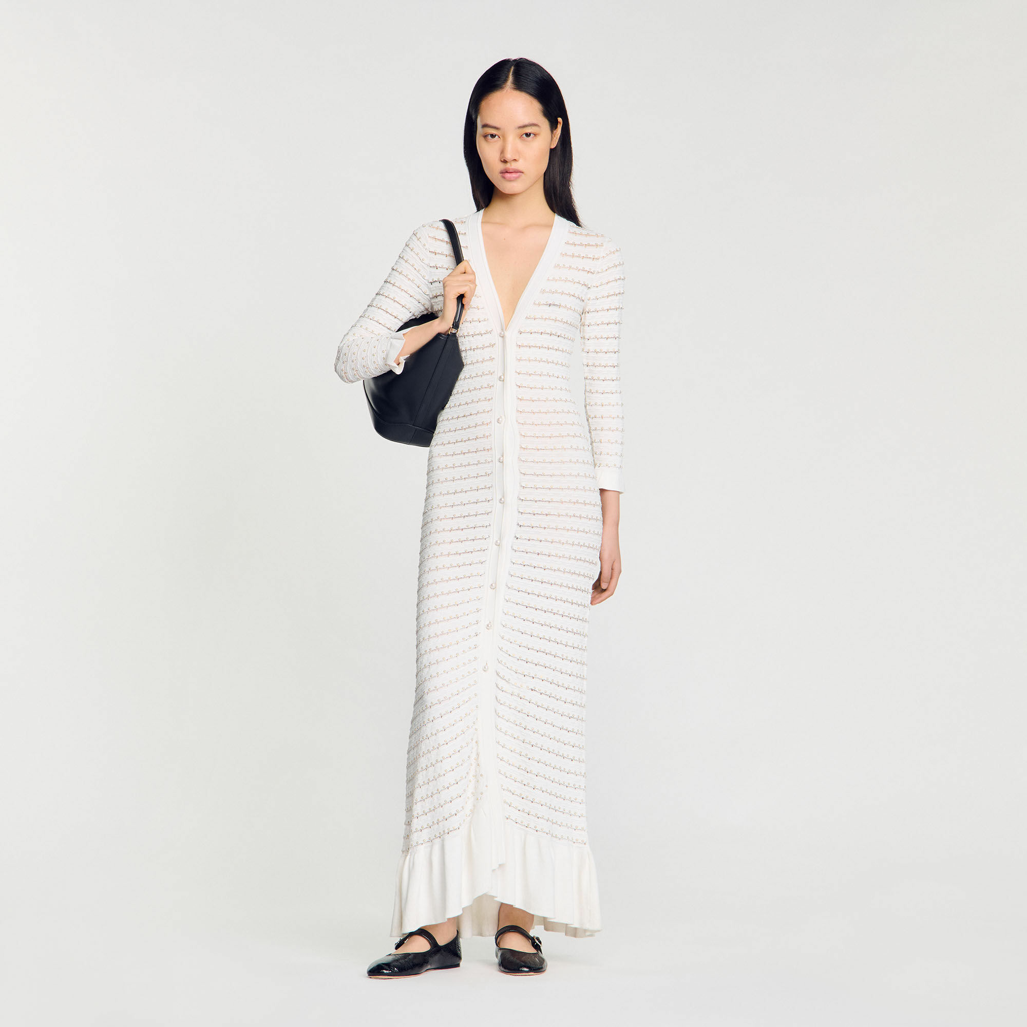 Robe longue à détails perlés