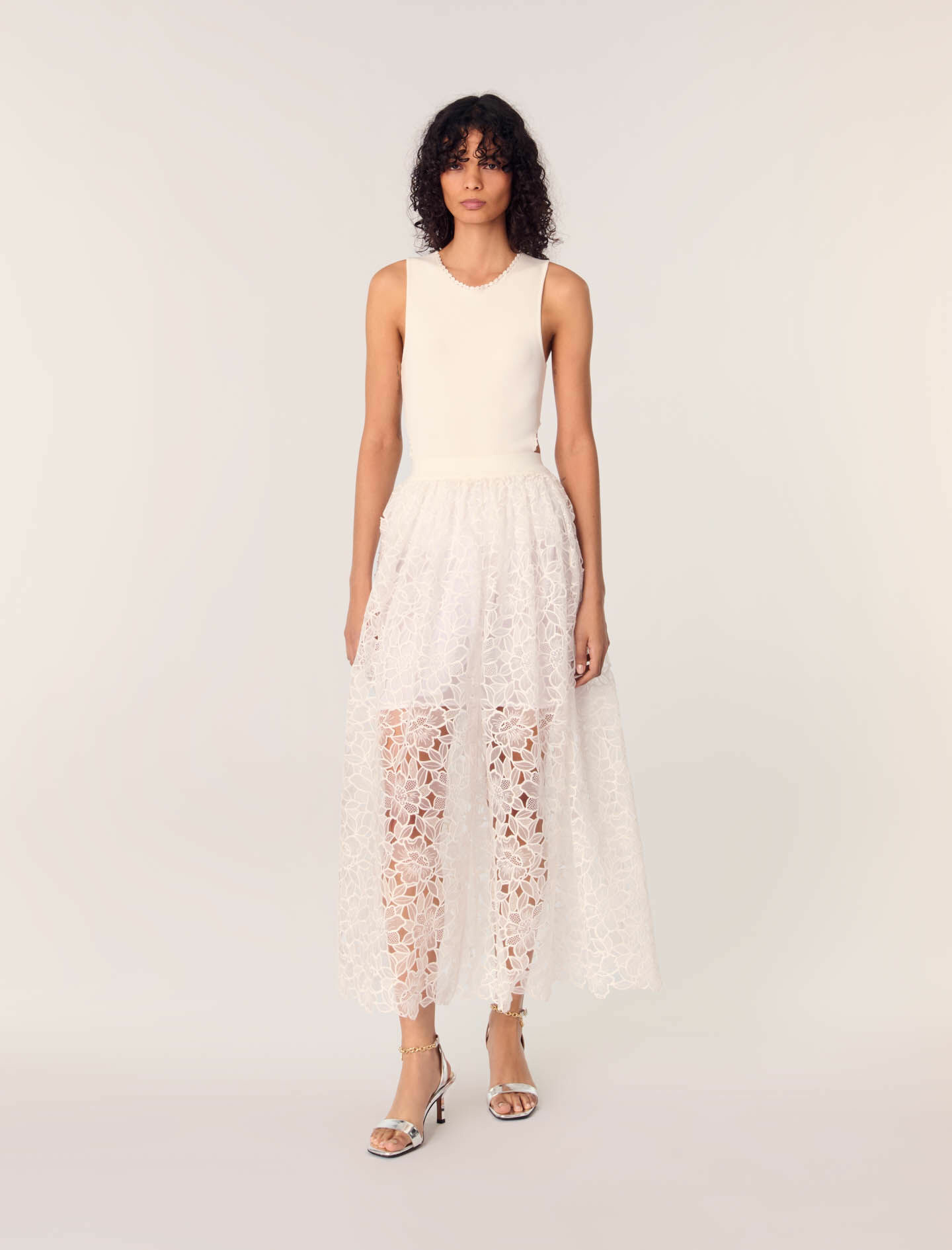 Body à dos ouvert et col bijoux