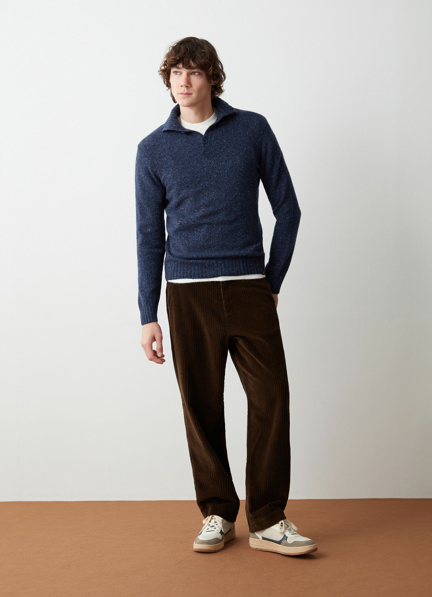 Pull multicolore à boutons