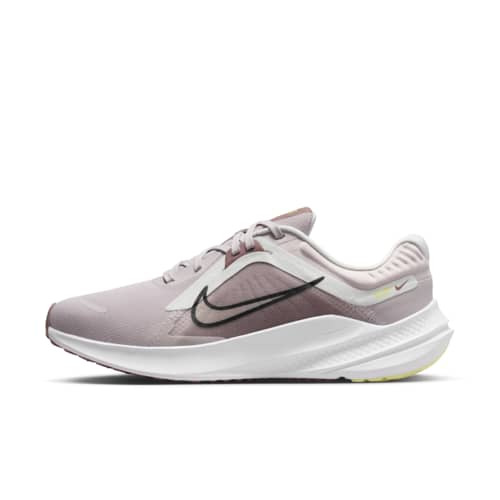 WMNS NIKE QUEST 5