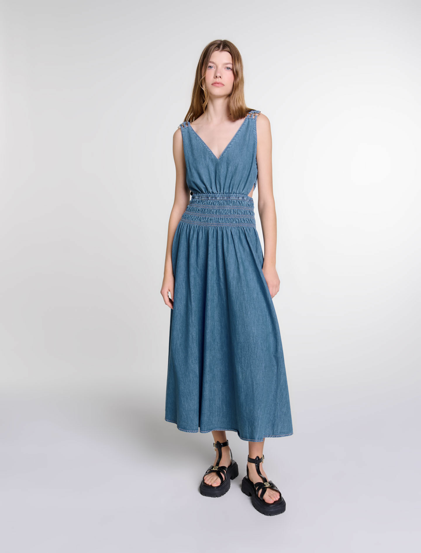 Robe longue ajourée en denim