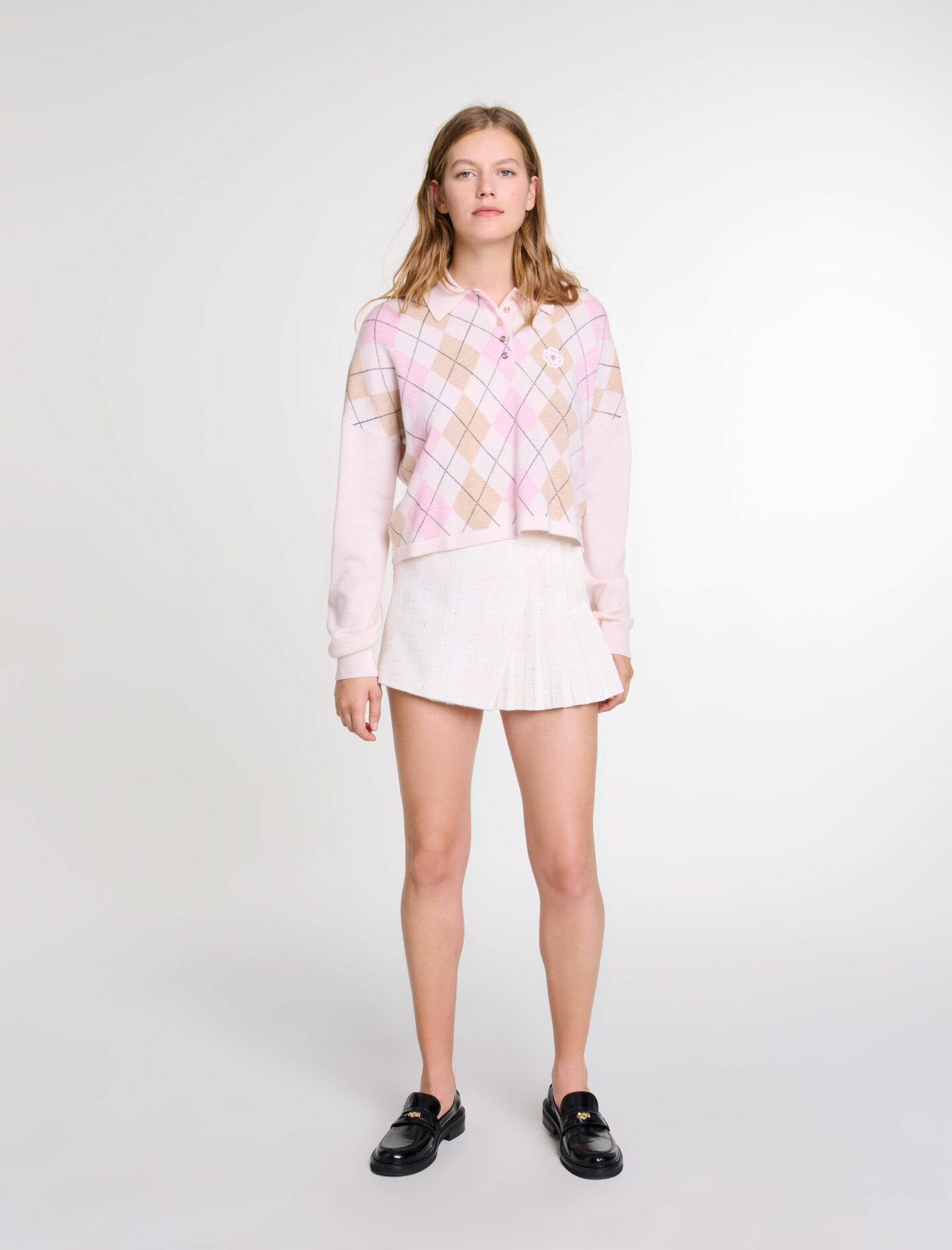 Pull court en laine mélangée