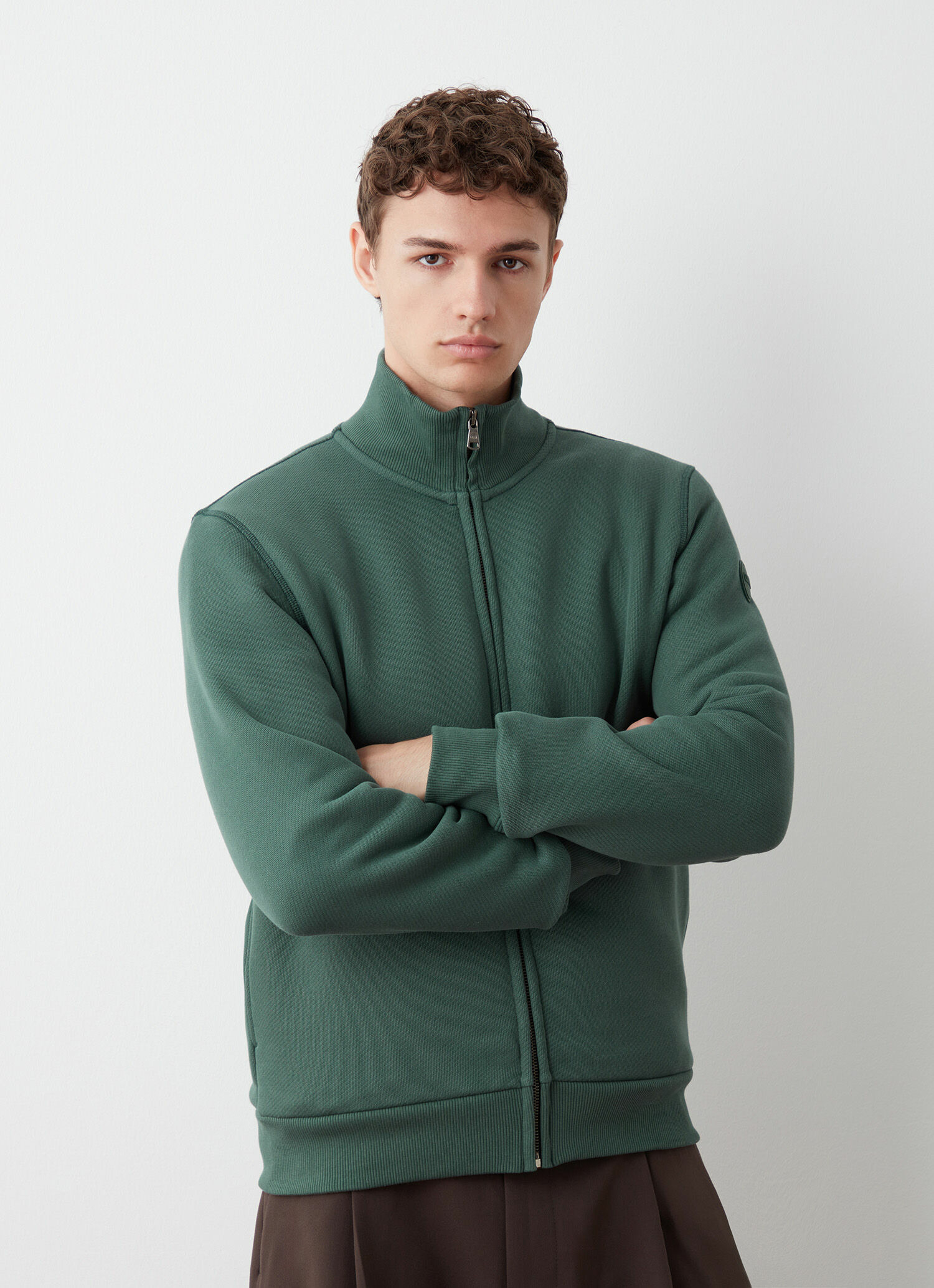 Sweat zippé à tissage en diagonale