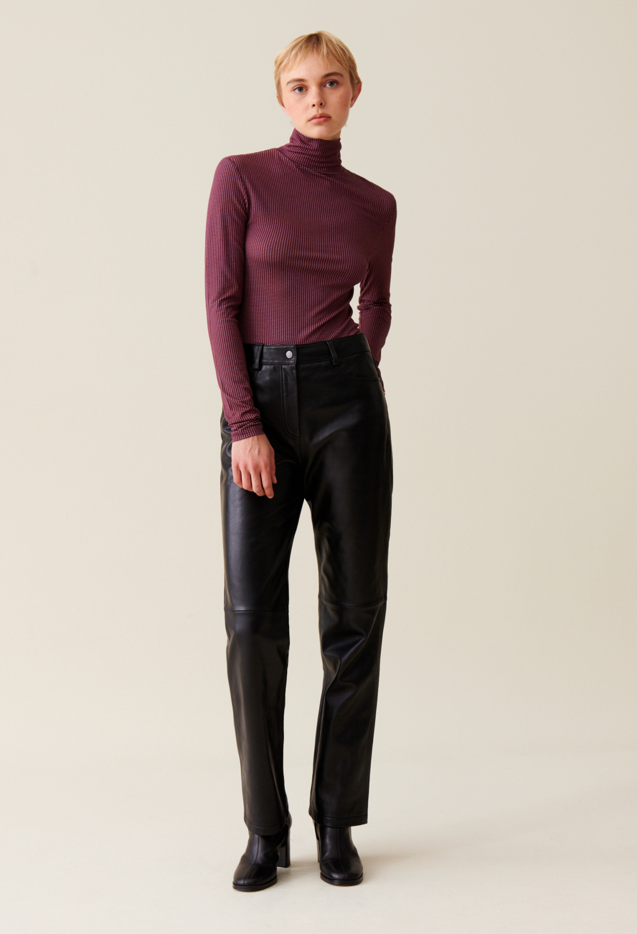 Top col cheminée ajusté