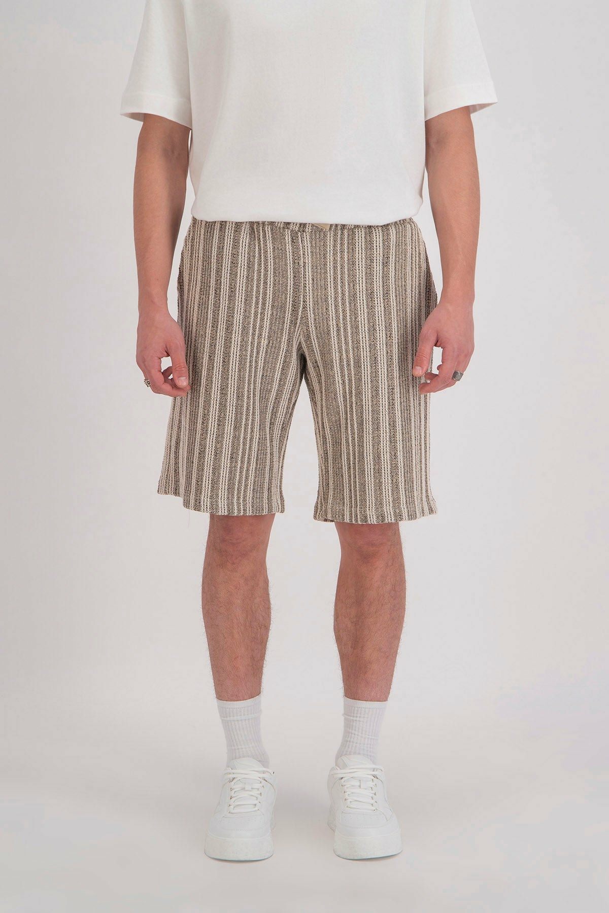 SHORT JACQUARD
