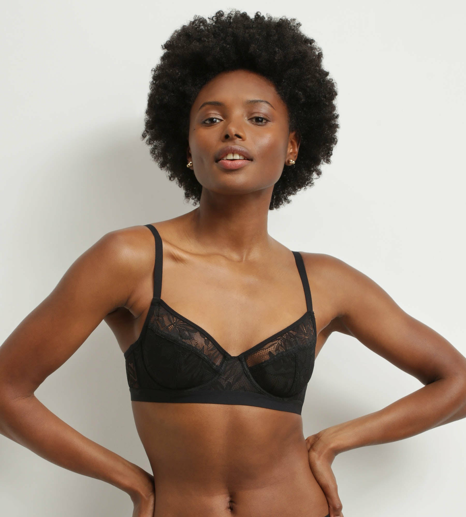 Soutien-gorge à armatures en dentelle noire à feuillage Mod de Dim