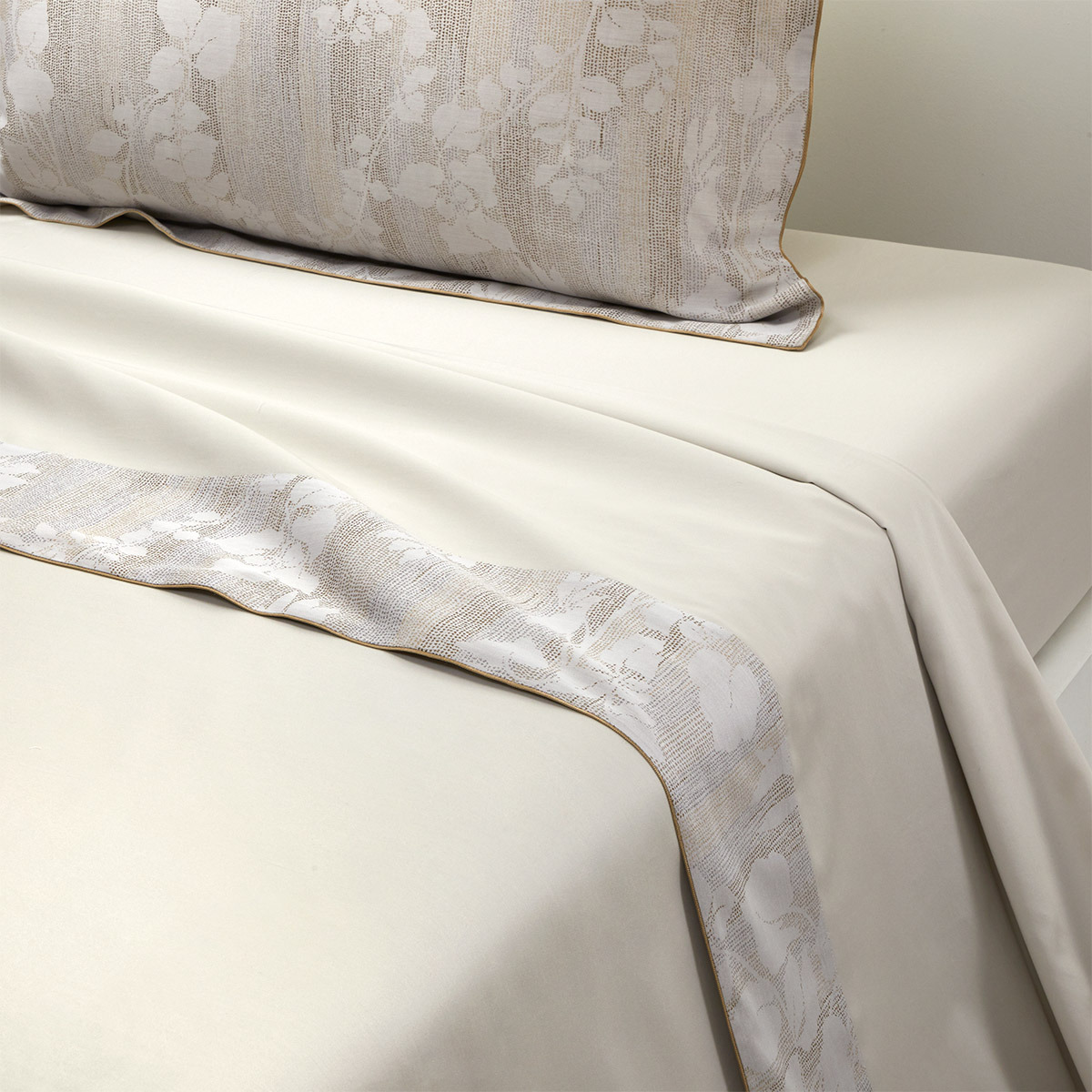 Yves Delorme - Drap plat en satin beige, Nymphes