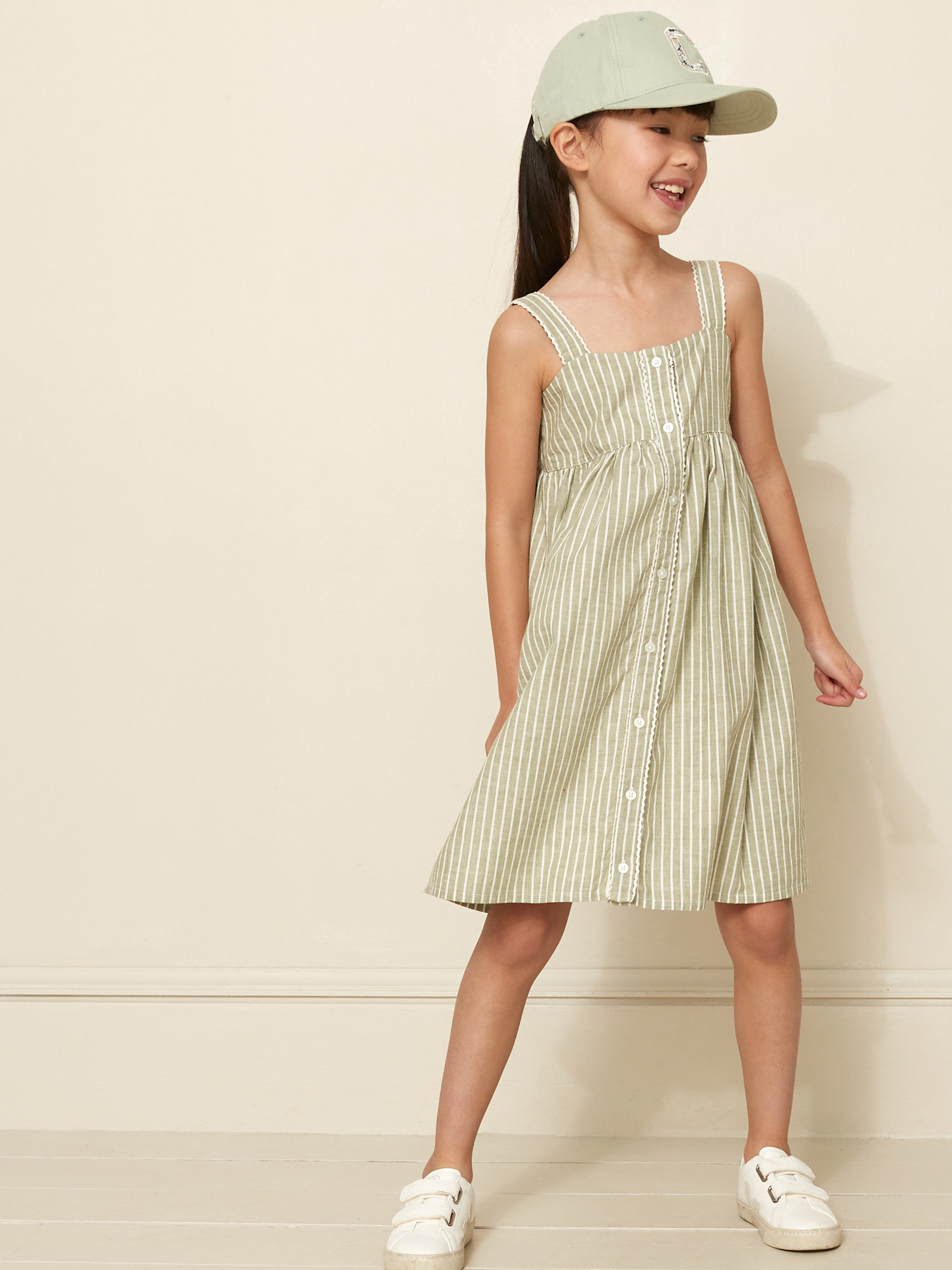 ROBE RAYÉ LIN