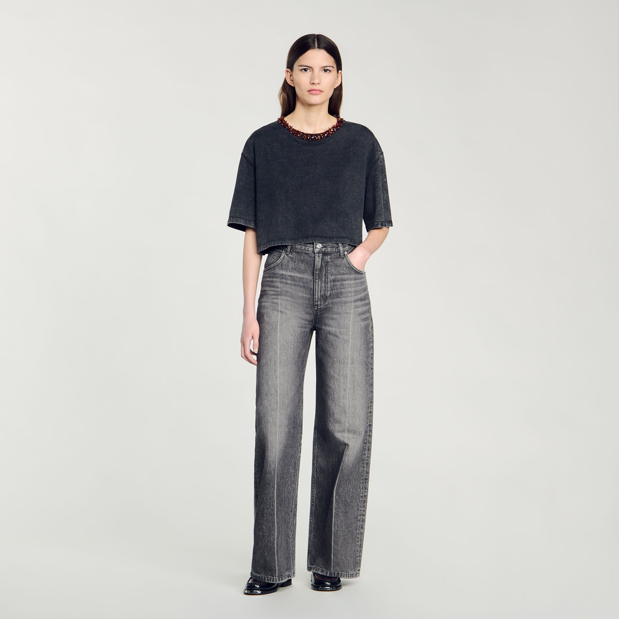 T-shirt court orné de perles