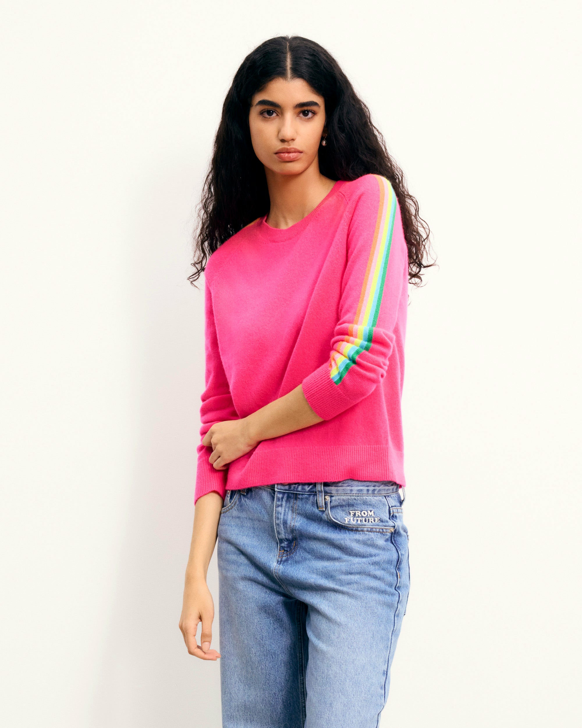 Pull Col Rond Bandes Multicolores aux Manches