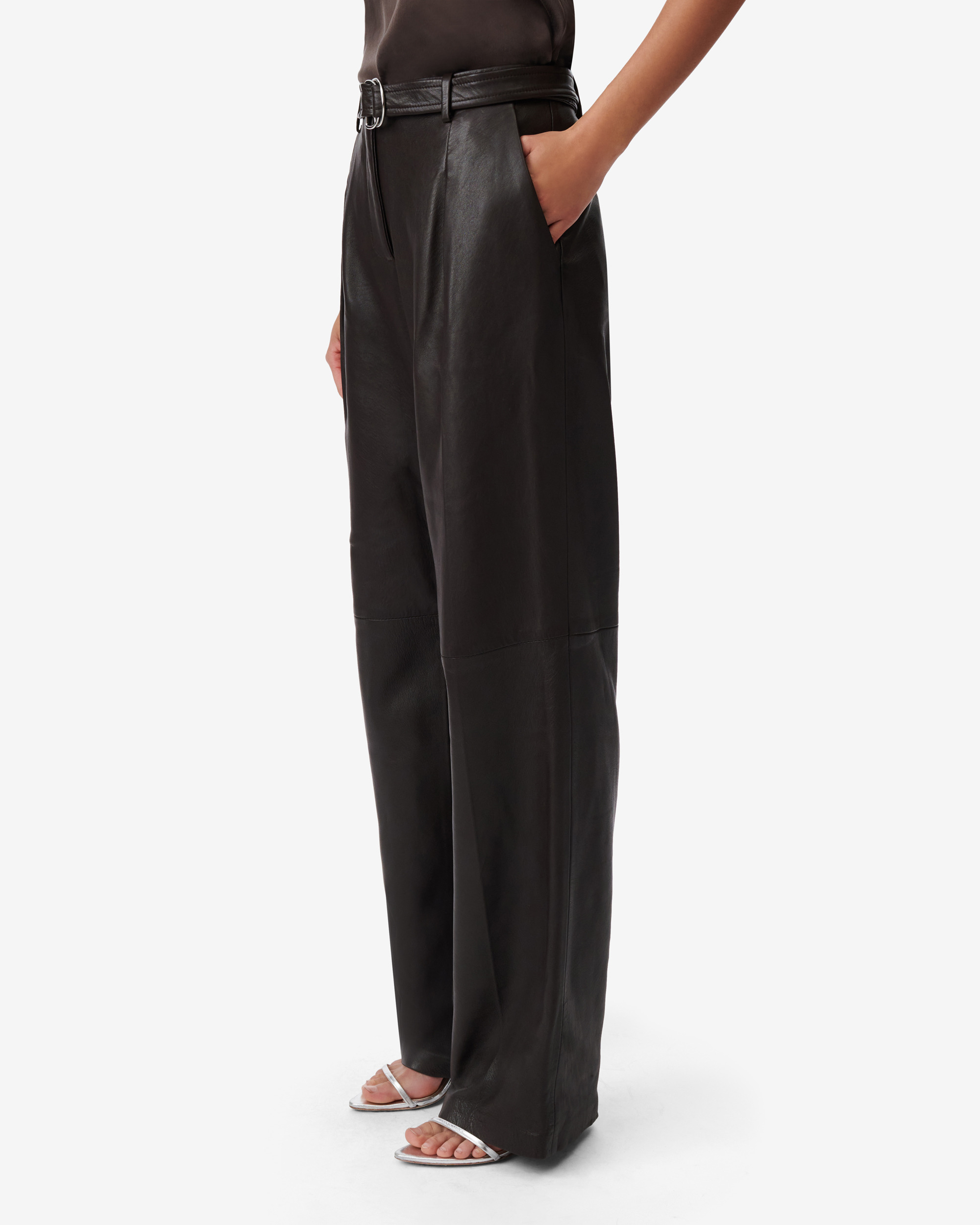 Pantalon Tailleur En Cuir Asia