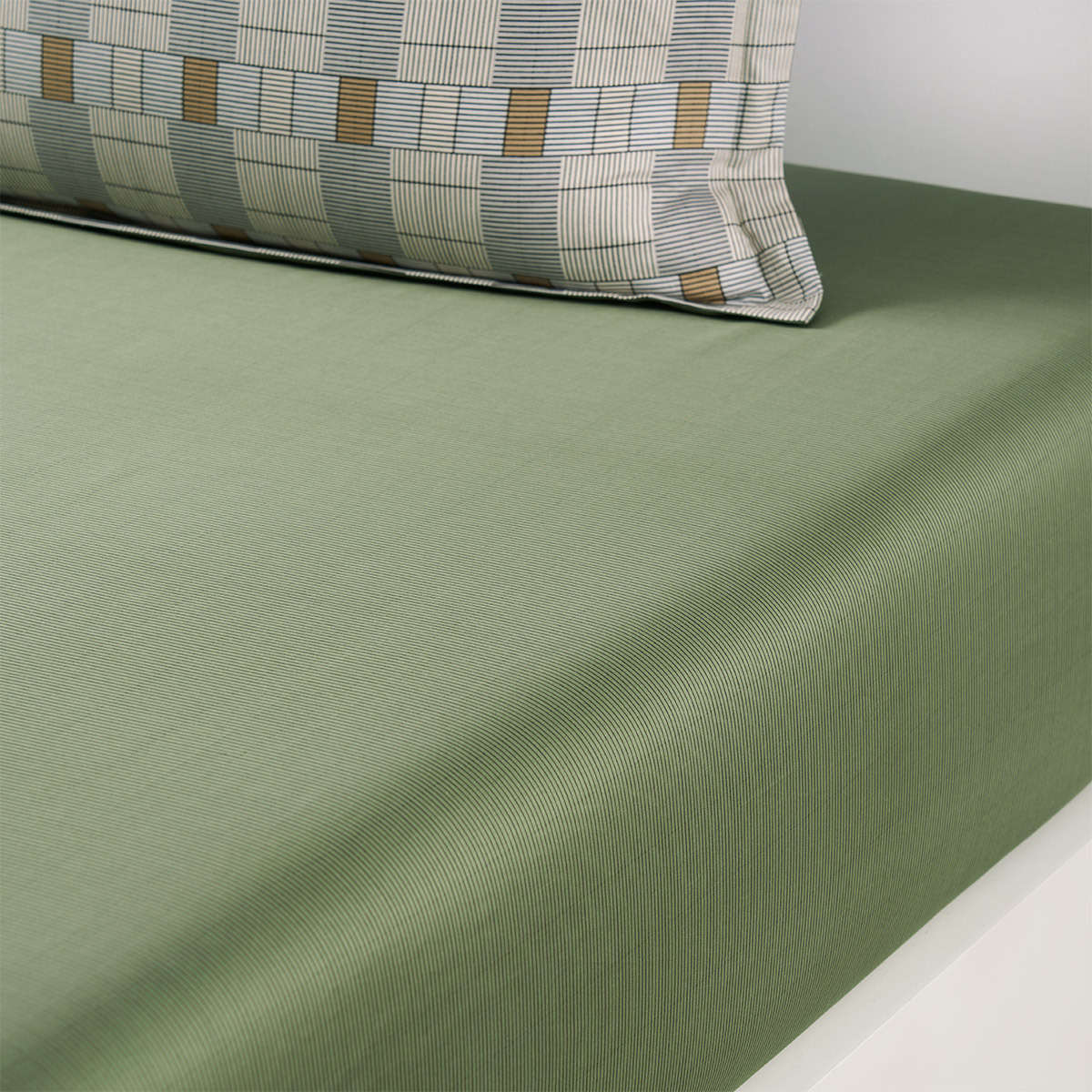 BOSS Home - Drap housse en satin de coton vert, Manifesto