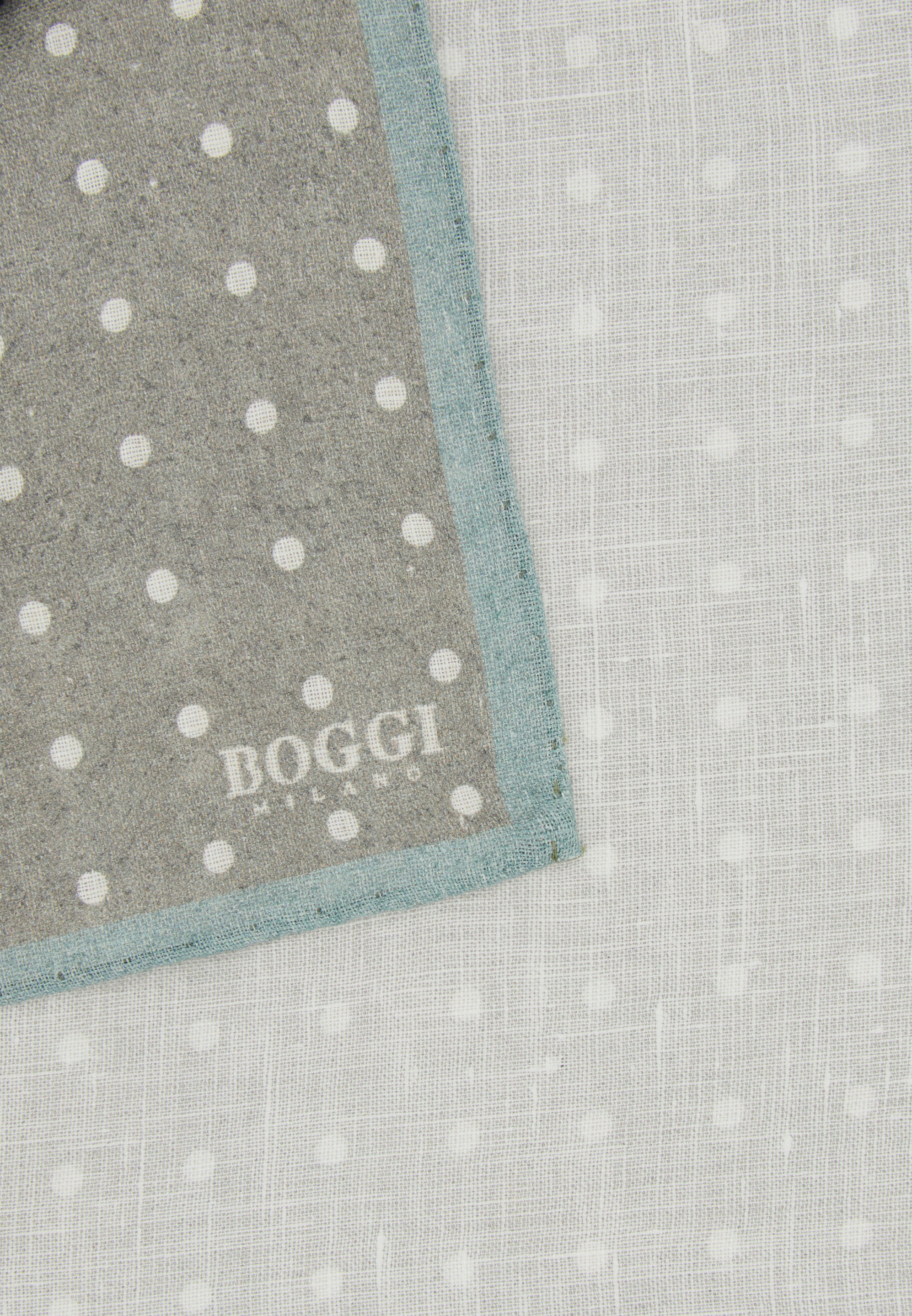 Pochette Motif À Pois En Lin