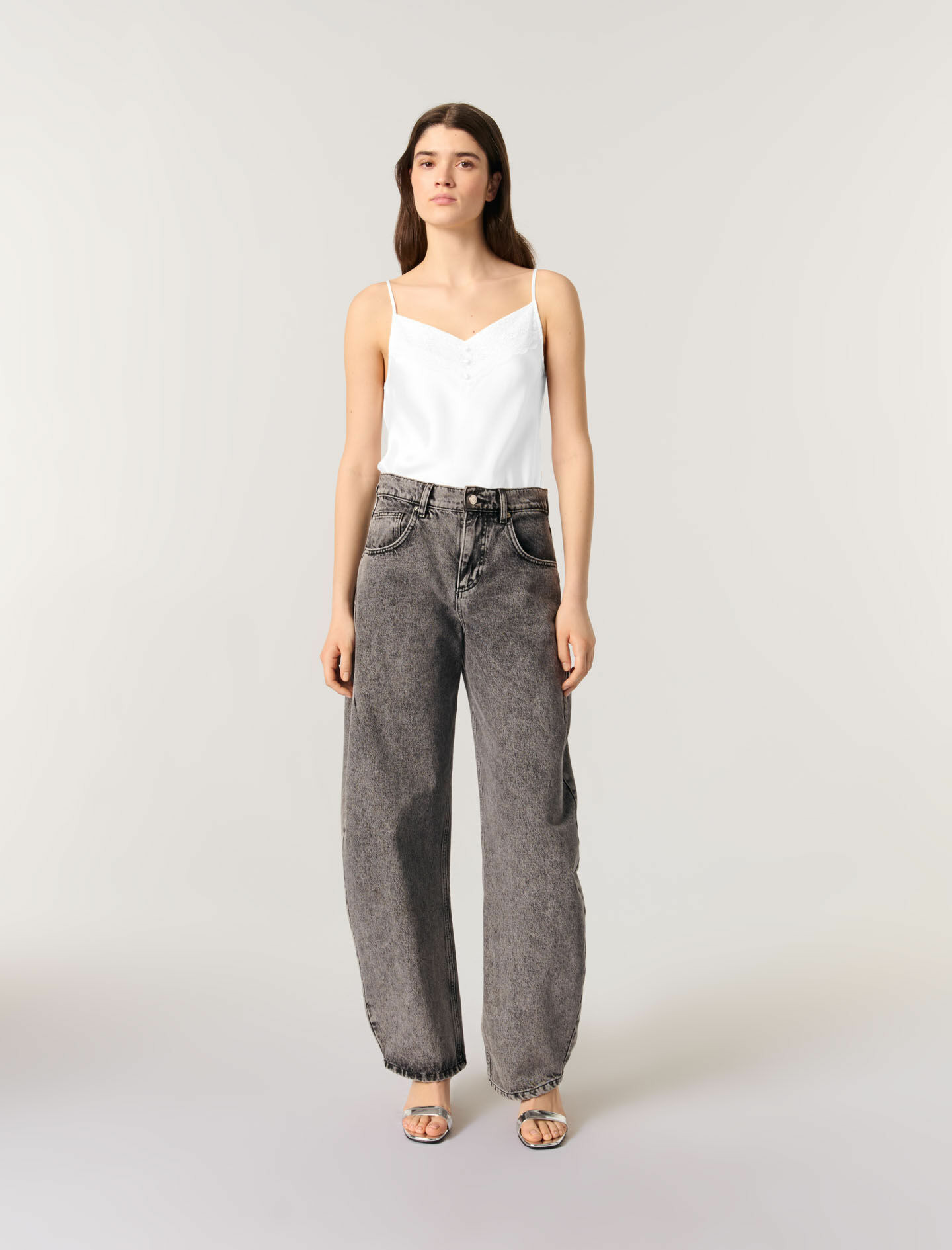 Top en satin de soie et dentelles