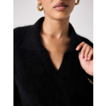 Roxane a brossé un pull en cachemire NOIR
