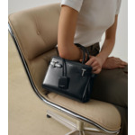 Petit sac à main Emilie en cuir verni