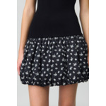 Robe courte boule à fleurs