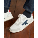 Baskets blanches & bleu marine