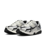 W NIKE ZOOM VOMERO 5