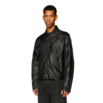 Coupe régulièreCol montantZips poches et chevillesFermeture zippéeAvec doublure