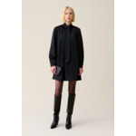 Robe fluide col lavallière noir