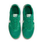 WMNS NIKE FIELD GENERAL