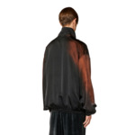Coupe amplePoches zippéesPoignets et base élastiquésFermeture zippéeAvec doublure