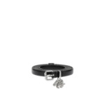 Ceinture en cuir avec breloques à logo en cristaux