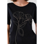 T-shirt tlada