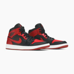 Air Jordan 1 Mid Banned